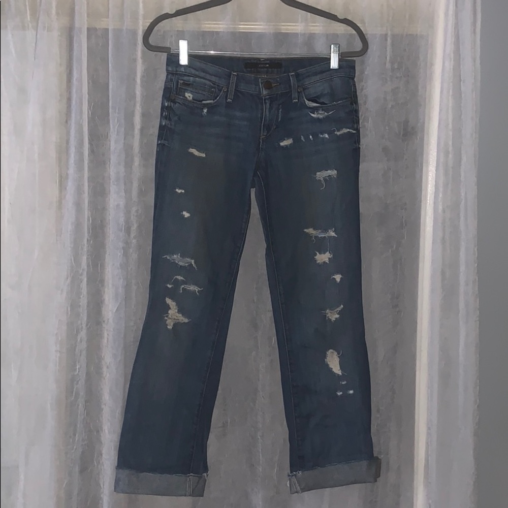 Joe’s “Socialite” boyfriend jeans
